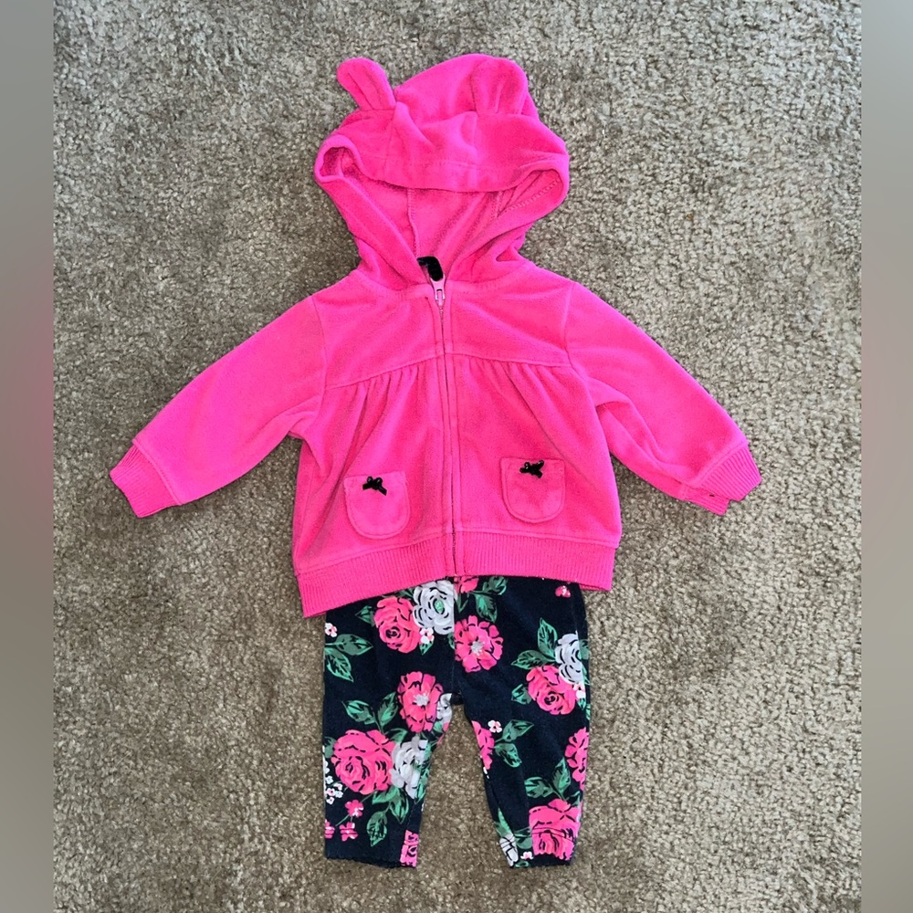 Carters Set